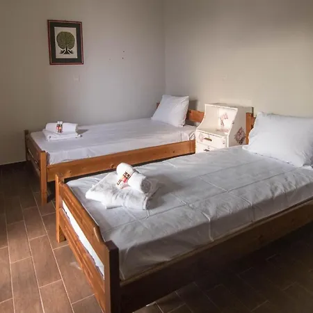 Apartman Lovely 3-bedroom Unit With Alluring Views Kalamáta